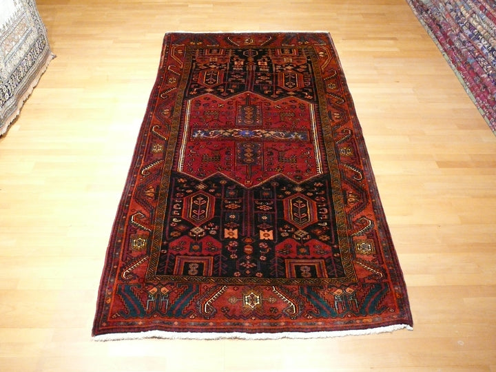 Bidjar rug 130 x 274 cm, vintage, red and black animal design, 08853 – view 2