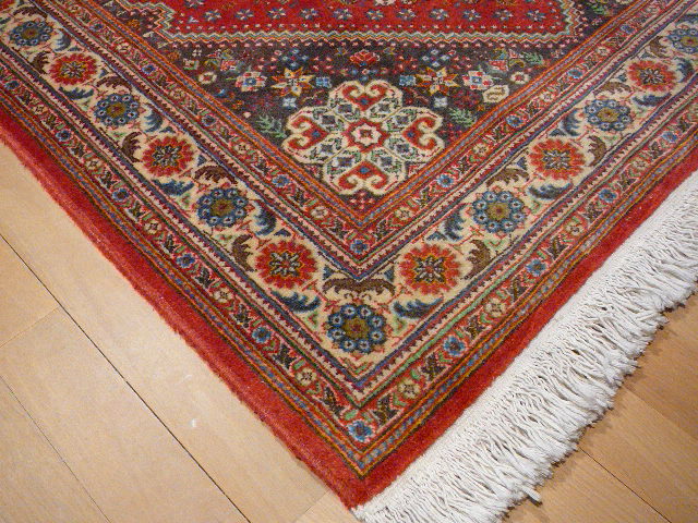 Abadeh rug hand knotted wool 4.8 x 3.2 ft / 147 x 98 cm