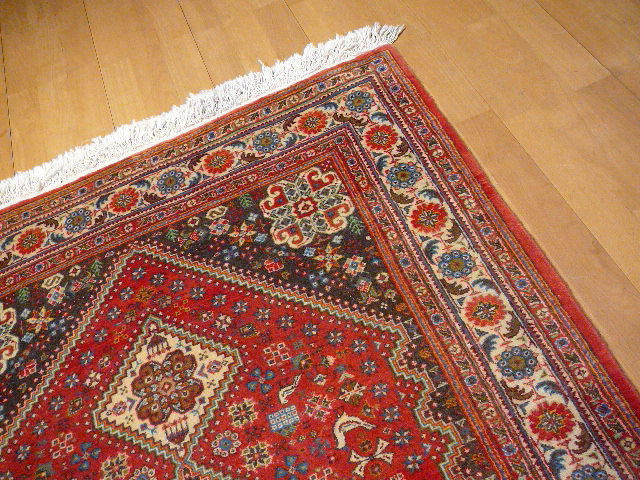 Abadeh rug hand knotted wool 4.8 x 3.2 ft / 147 x 98 cm