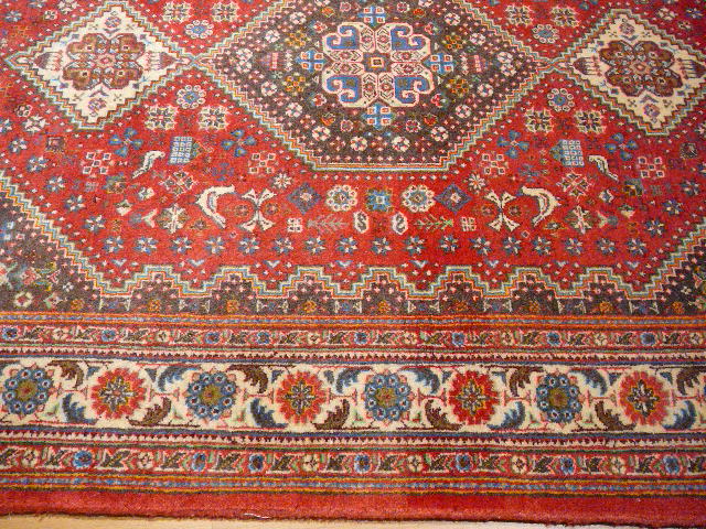 Abadeh rug hand knotted wool 4.8 x 3.2 ft / 147 x 98 cm