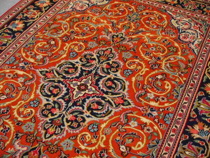 Qum rug 132 x 208 cm, kork wool, orange and navy medallion, 10477 – view 5