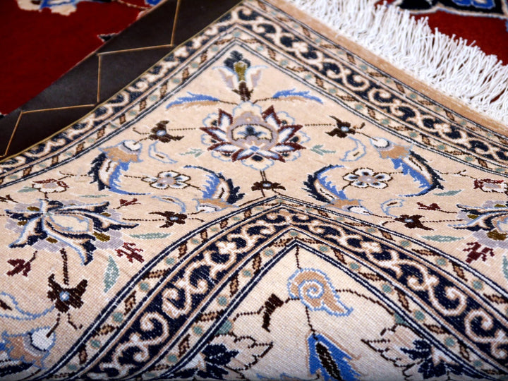 Nain rug 115 x 170 cm, 6la silk, red and navy medallion, 10774 – view 2
