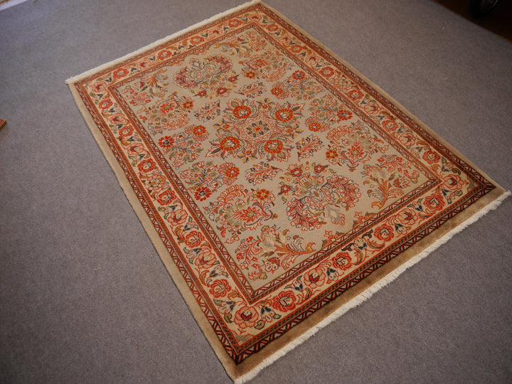Persian Ghiasabad Saruk Rug 5.1 x 3.7 ft – Rare Grey Silk-like Gloss