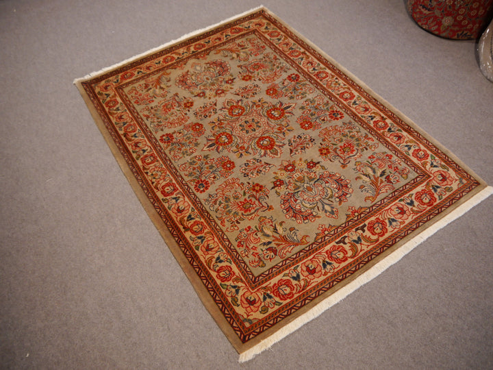 Persian Ghiasabad Saruk Rug 5.1 x 3.7 ft – Rare Grey Silk-like Gloss