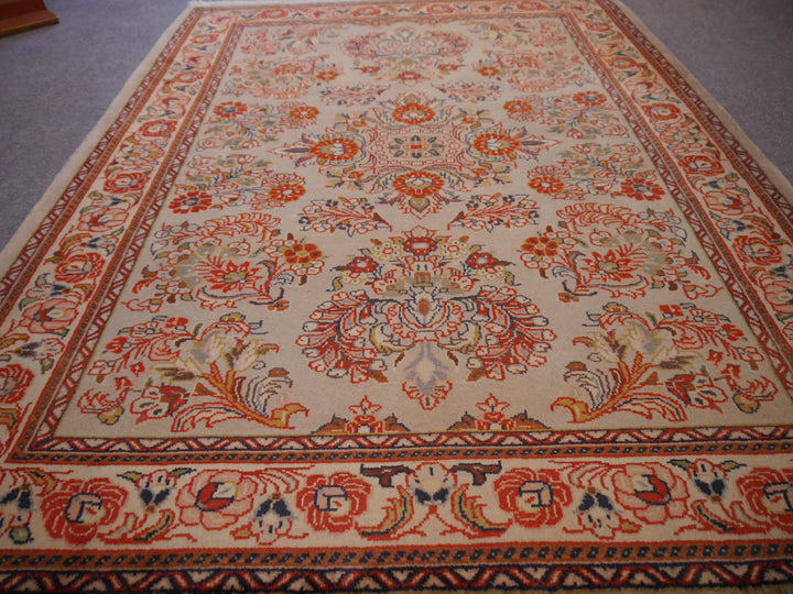 Persian Ghiasabad Saruk Rug 5.1 x 3.7 ft – Rare Grey Silk-like Gloss