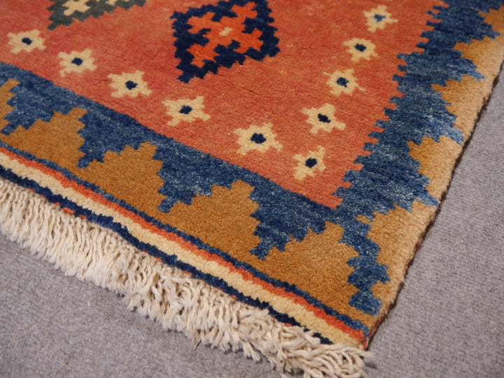 Loribaft tribal rug 147 x 104 cm, kelim design in terracotta and blue – corner detail with fringe – 11861