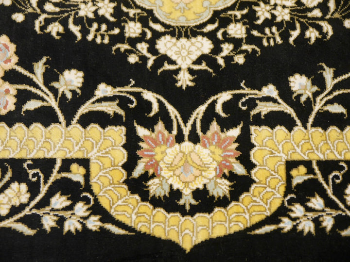 Qum silk rug corner detail – 13195