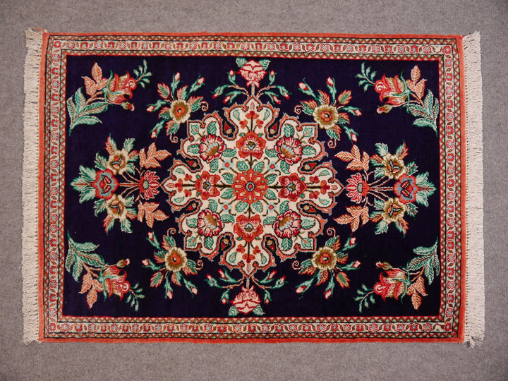 Tapis Ghom Soie Médaillon Bleu Indigo 79 × 56 cm | 13635