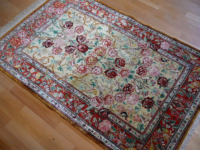 Qum pure silk rug - hand knotted 5.2 x 3.3 ft