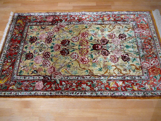 Qum pure silk rug - hand knotted 5.2 x 3.3 ft