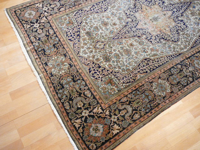 Mohtasham Kashan antique fine rug 1875-1900