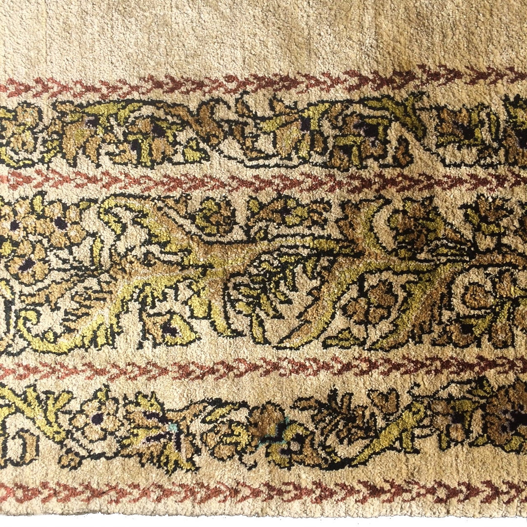 Vintage Qum Silk Rug 3 x 5 ft (105 x 165 cm) Beige | 14739