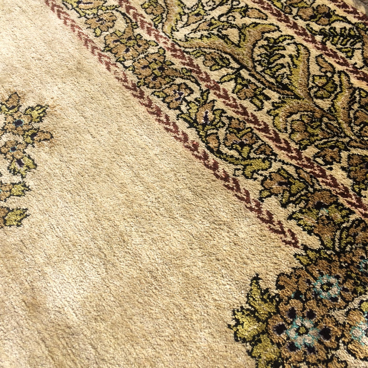 Vintage Qum Silk Rug 3 x 5 ft (105 x 165 cm) Beige | 14739