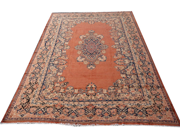 Mahal Persian Rug Oversized semi antique 18 x 13 ft 15053 (17.7 x 12.5 ft) Design: Traditional Mahal Sultanabad, Persian Oriental Rug
Mahal Persian Sarouk rug. Beautiful Sarouk in excellent condition. Good full pile condition, vibrant colors. Great area rug for a living or dining room, bedroom, entry or office.
