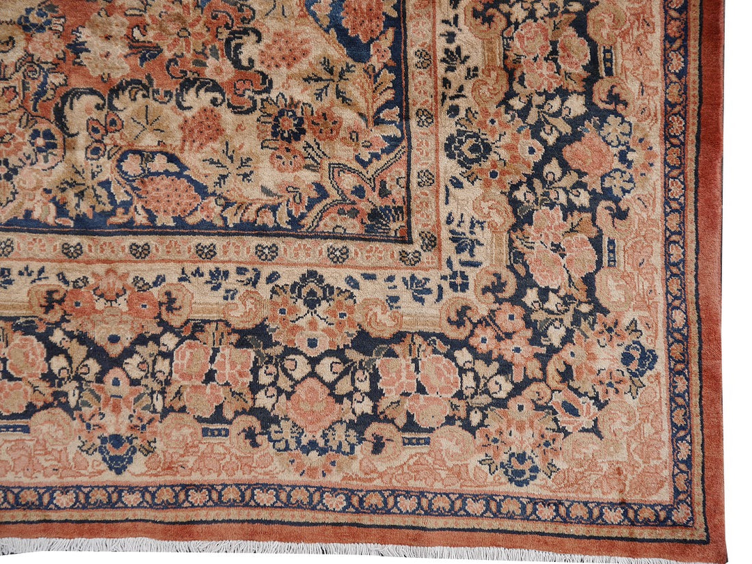 Mahal Persian Rug Oversized semi antique 18 x 13 ft 15053 (17.7 x 12.5 ft) Design: Traditional Mahal Sultanabad, Persian Oriental Rug
Mahal Persian Sarouk rug. Beautiful Sarouk in excellent condition. Good full pile condition, vibrant colors. Great area rug for a living or dining room, bedroom, entry or office.