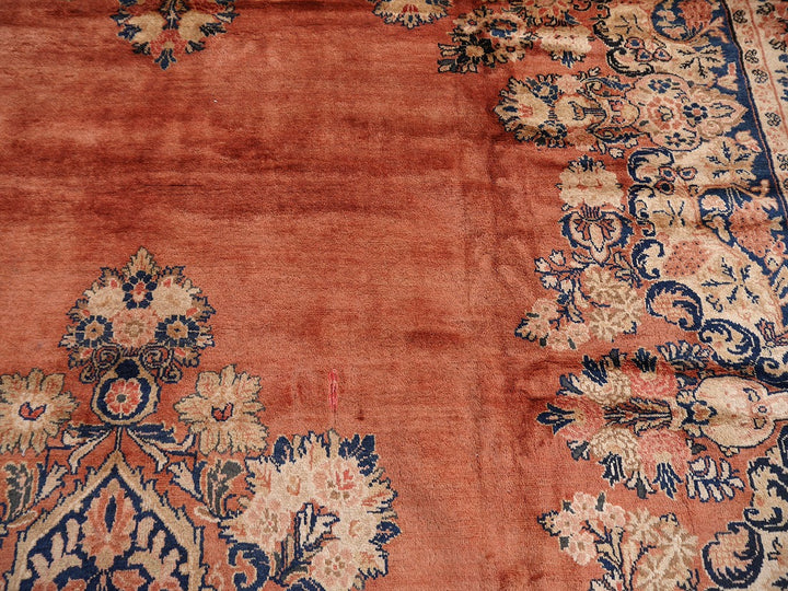 Mahal Persian Rug Oversized semi antique 18 x 13 ft 15053 (17.7 x 12.5 ft) Design: Traditional Mahal Sultanabad, Persian Oriental Rug
Mahal Persian Sarouk rug. Beautiful Sarouk in excellent condition. Good full pile condition, vibrant colors. Great area rug for a living or dining room, bedroom, entry or office.