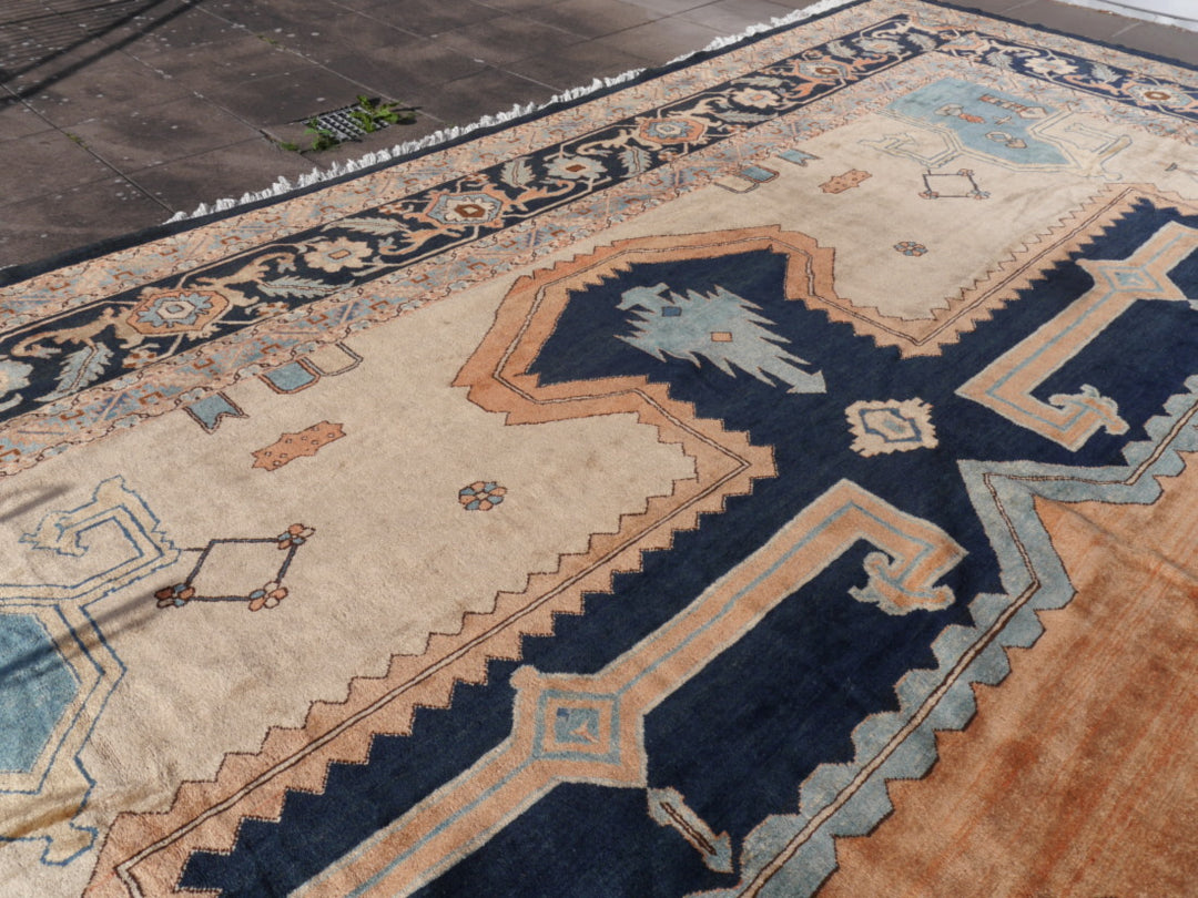 Rug 20 x 16 ft Azeri Heriz vintage hand knotted Djoharian Collection Persian style oversized palace carpet.