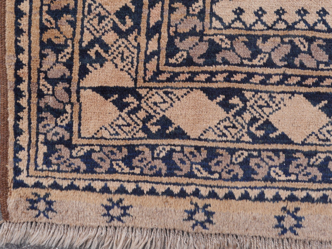 15105 Ersari Rug Afghan vintage 7.6 x 10 ft hand knotted wool