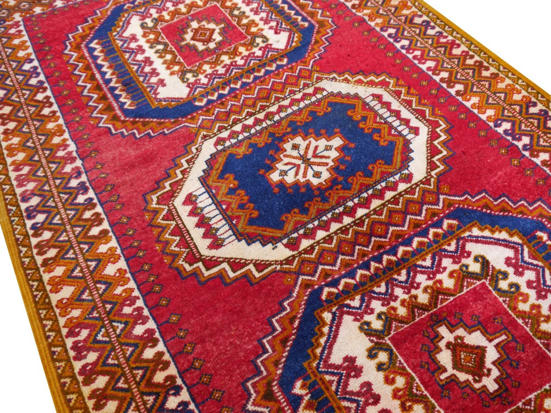 Taznakht Vintage – Mittlerer Fond mit X-Figuren