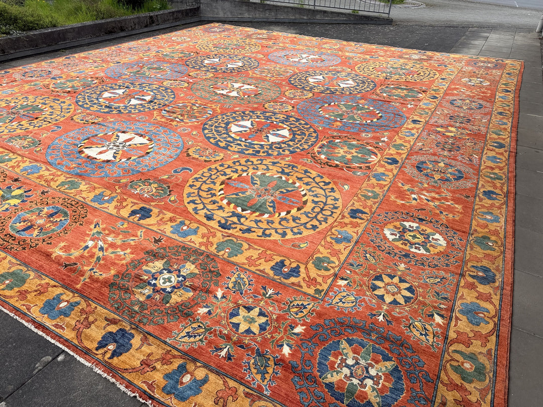 Palatial hand-knotted Rug Djoharian Collection 22x25 ft 750 x 650 cm Full 05