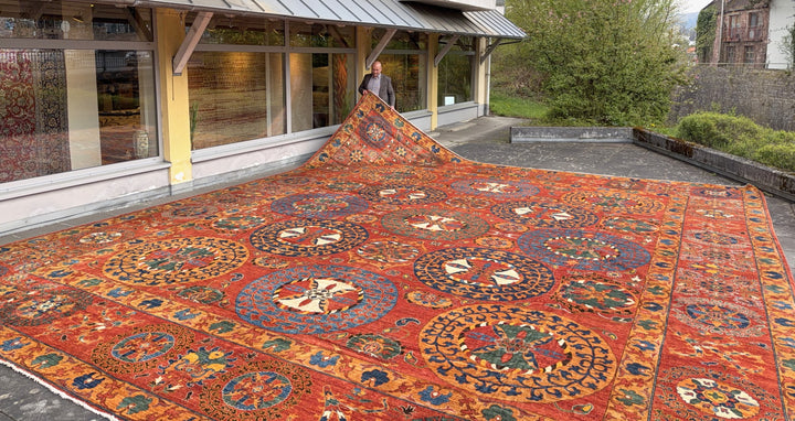 Palatial hand-knotted Rug Djoharian Collection 22x25 ft 750 x 650 cm Full