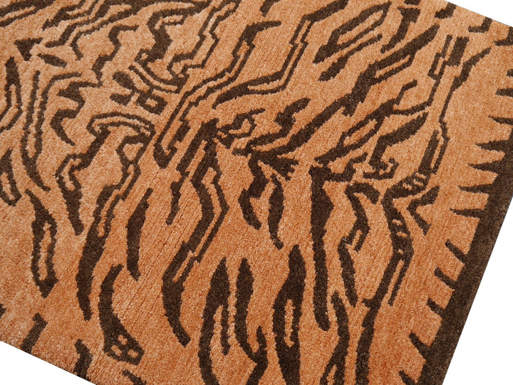 15686 Tibetan Tiger Rug 6 x 3 ft Biskuit Brown