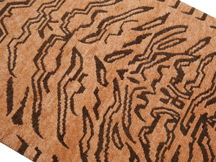 15686 Tibetan Tiger Rug 6 x 3 ft Biskuit Brown