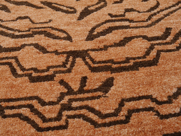 15686 Tibetan Tiger Rug 6 x 3 ft Biskuit Brown