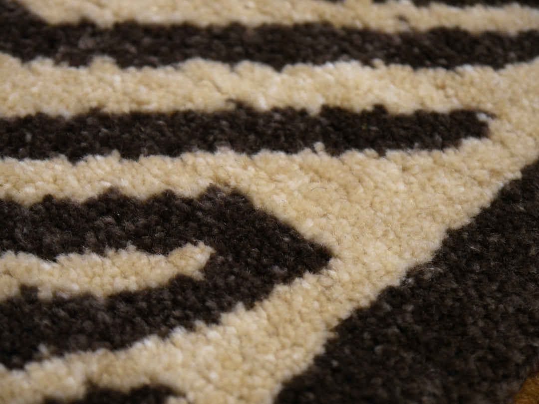 15696 Tibetan Tiger Rug 6 x 3 ft beige brown