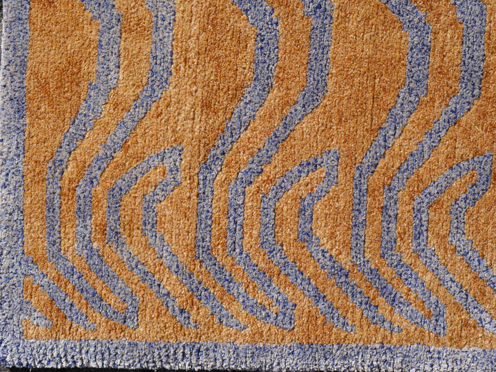 Tibetan Tiger Silk Rug 6.6 × 10 ft (200 × 305 cm) Amber Blue | 16390