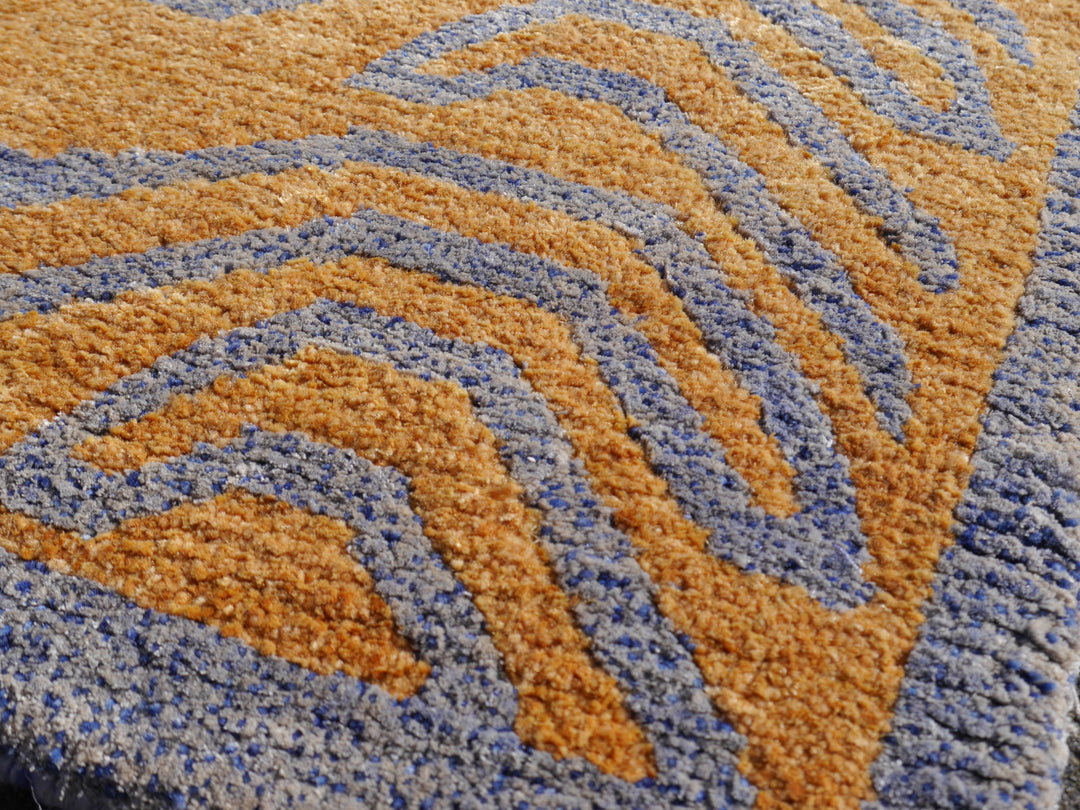 Tibetan Tiger Silk Rug 6.6 × 10 ft (200 × 305 cm) Amber Blue | 16390
