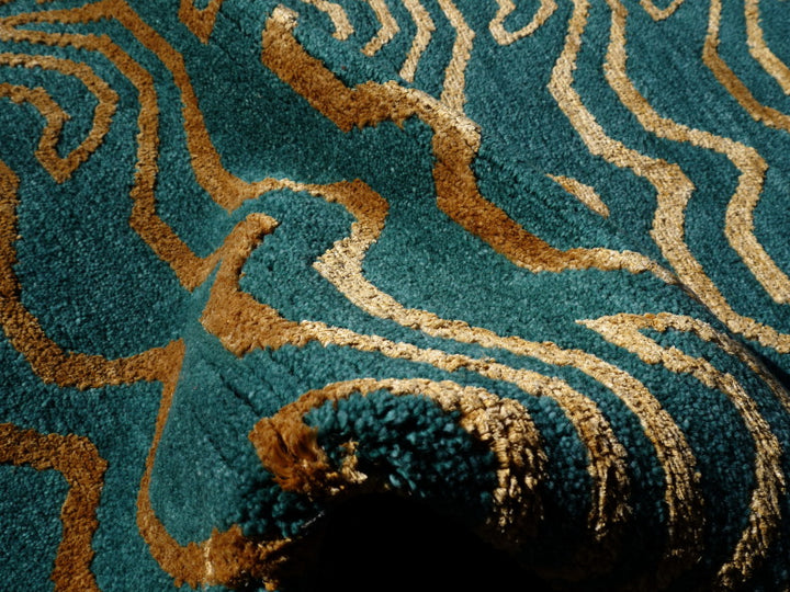 15701 Tibetan Tiger Rug 6 x 3 ft Emerald Wool Gold Silk