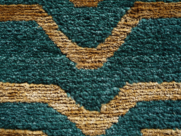 15701 Tibetan Tiger Rug 6 x 3 ft Emerald Wool Gold Silk