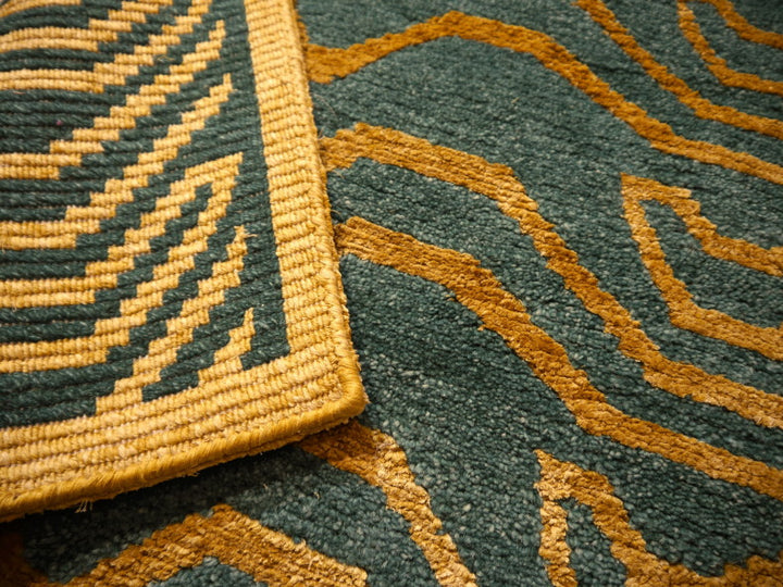 15701 Tibetan Tiger Rug 6 x 3 ft Emerald Wool Gold Silk