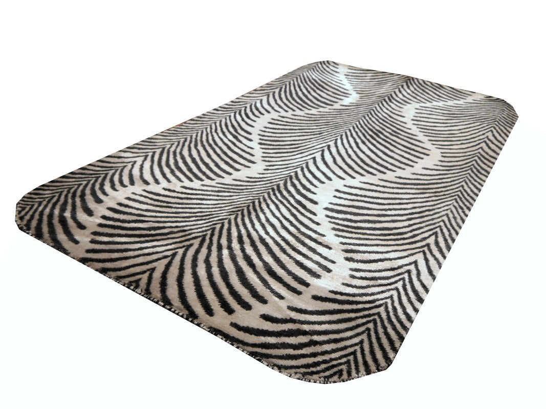Tapering stripes drawn at approx. 100 knots per square inch, seen close up | 15756