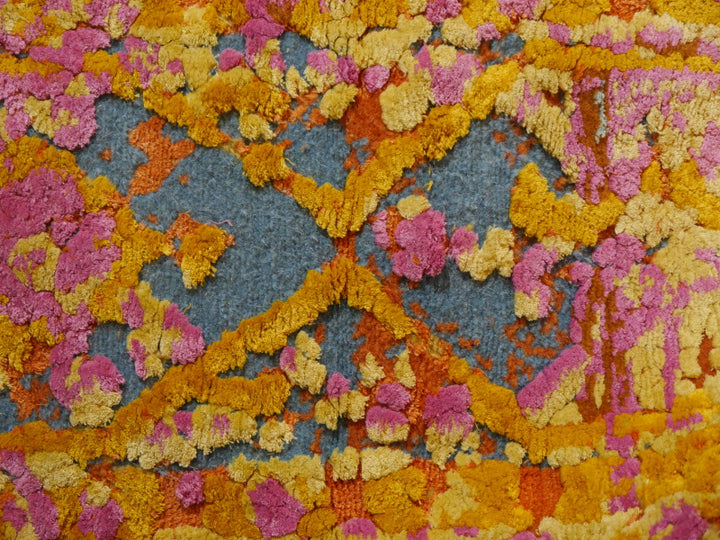 15975 Superior Luxury Rug Heriz, Contemporary Rug in Silk by Djoharian Design