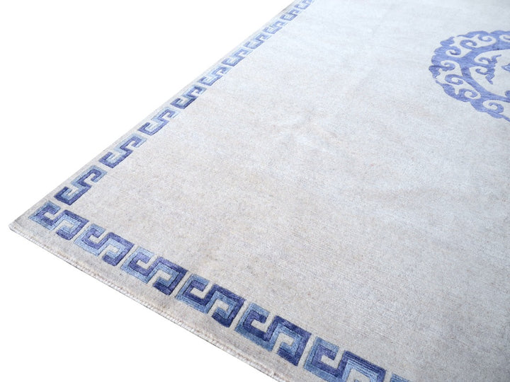Dragon Rug China Design hand-knotted beige blue