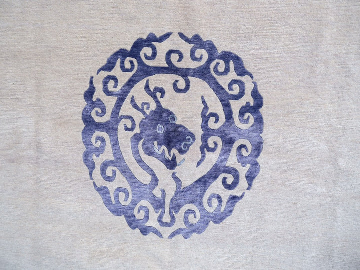 Dragon Rug China Design hand-knotted beige blue