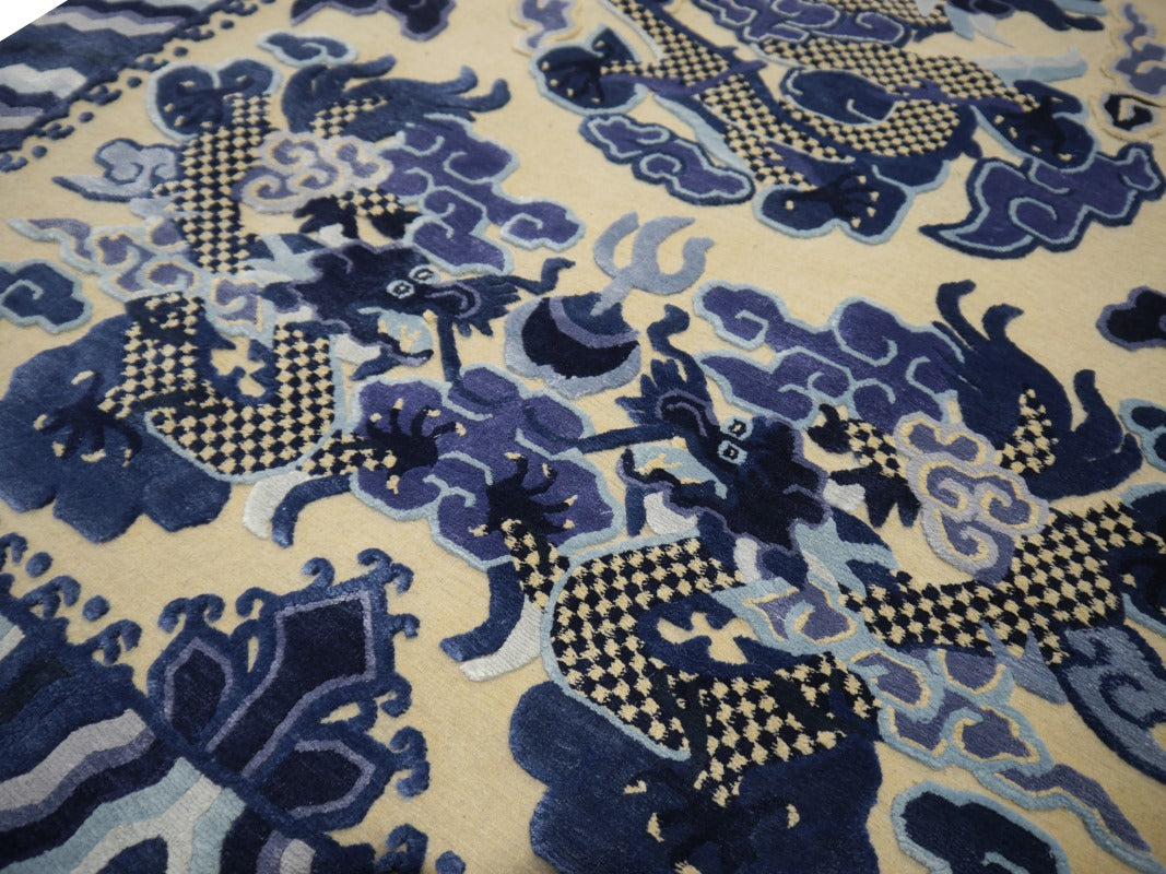 16190 Dragon Rug Imperial Silk China hand-knotted beige blue