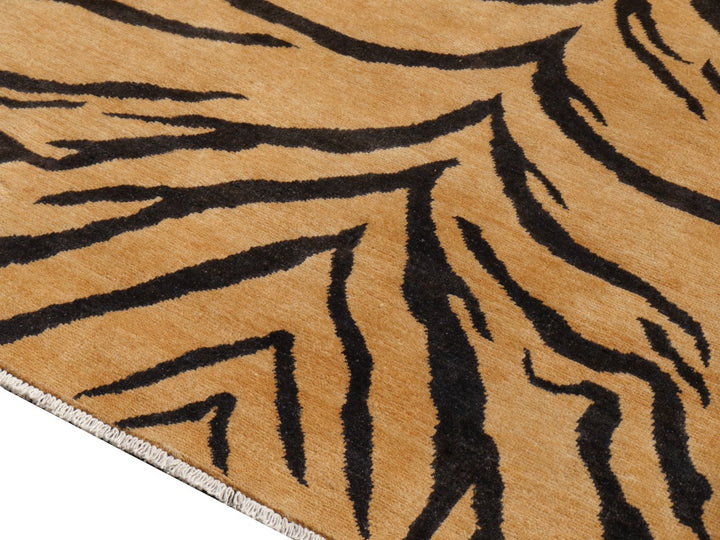 16230 Tiger Rug 11.3 x 8.1 ft hand-knotted