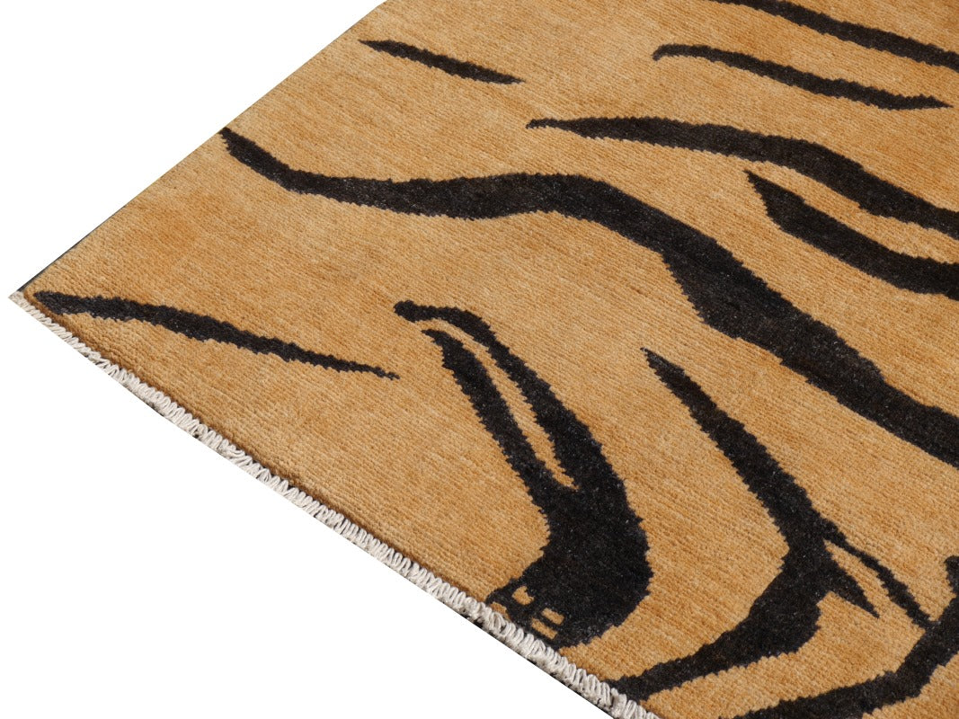 16230 Tiger Rug 11.3 x 8.1 ft hand-knotted