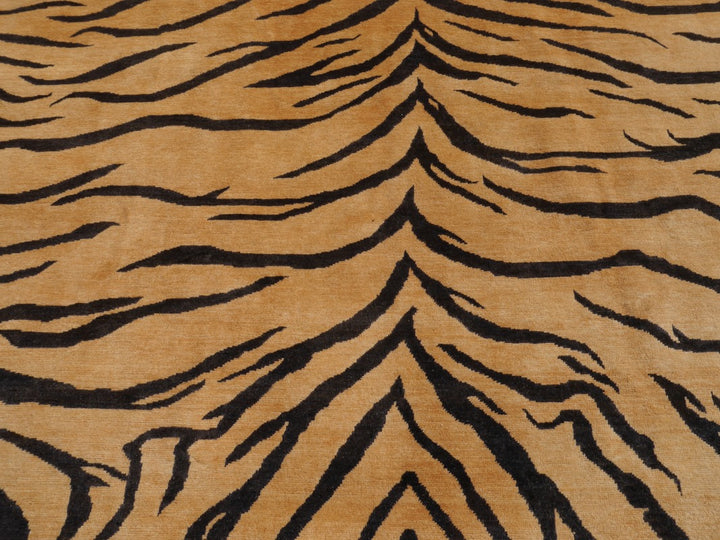 16230 Tiger Rug 11.3 x 8.1 ft hand-knotted