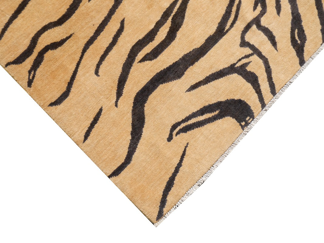 16230 Tiger Rug 11.3 x 8.1 ft hand-knotted
