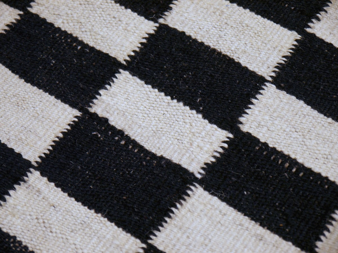 MAZANDARAN Kilim ROXANE Flatweave 15 x 12 ft Black Wool-White 16427