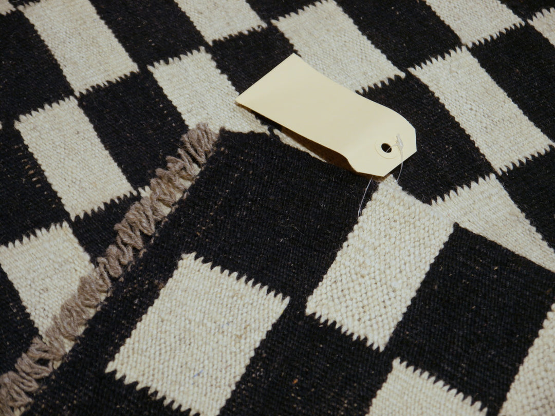 MAZANDARAN Kilim ROXANE Flatweave 15 x 12 ft Black Wool-White 16427