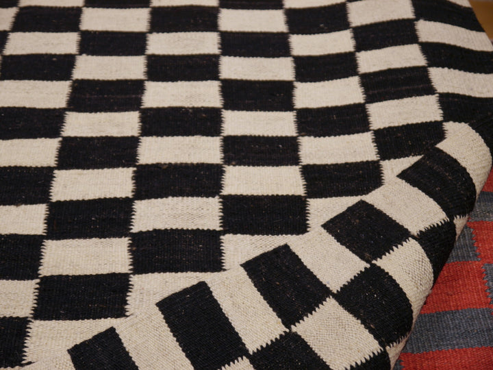 MAZANDARAN Kilim ROXANE Flatweave 15 x 12 ft Black Wool-White 16427