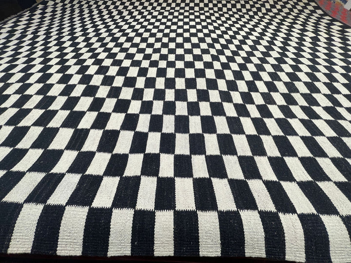 MAZANDARAN Kilim ROXANE Flatweave 15 x 12 ft Black Wool-White 16427