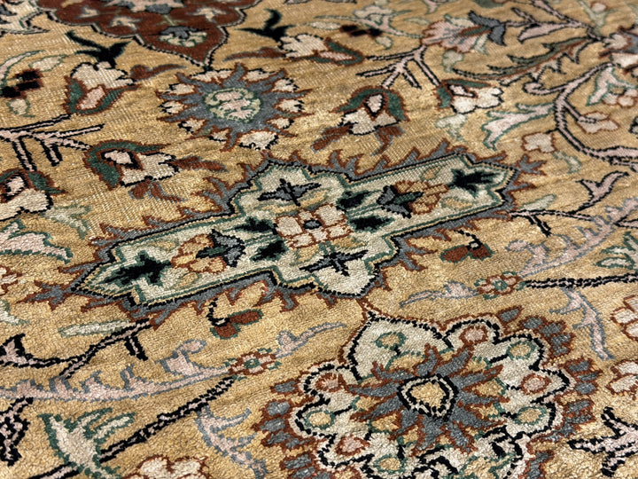 Tapis en soie Hereke Médaillon Or 170 × 122 cm | 16600
