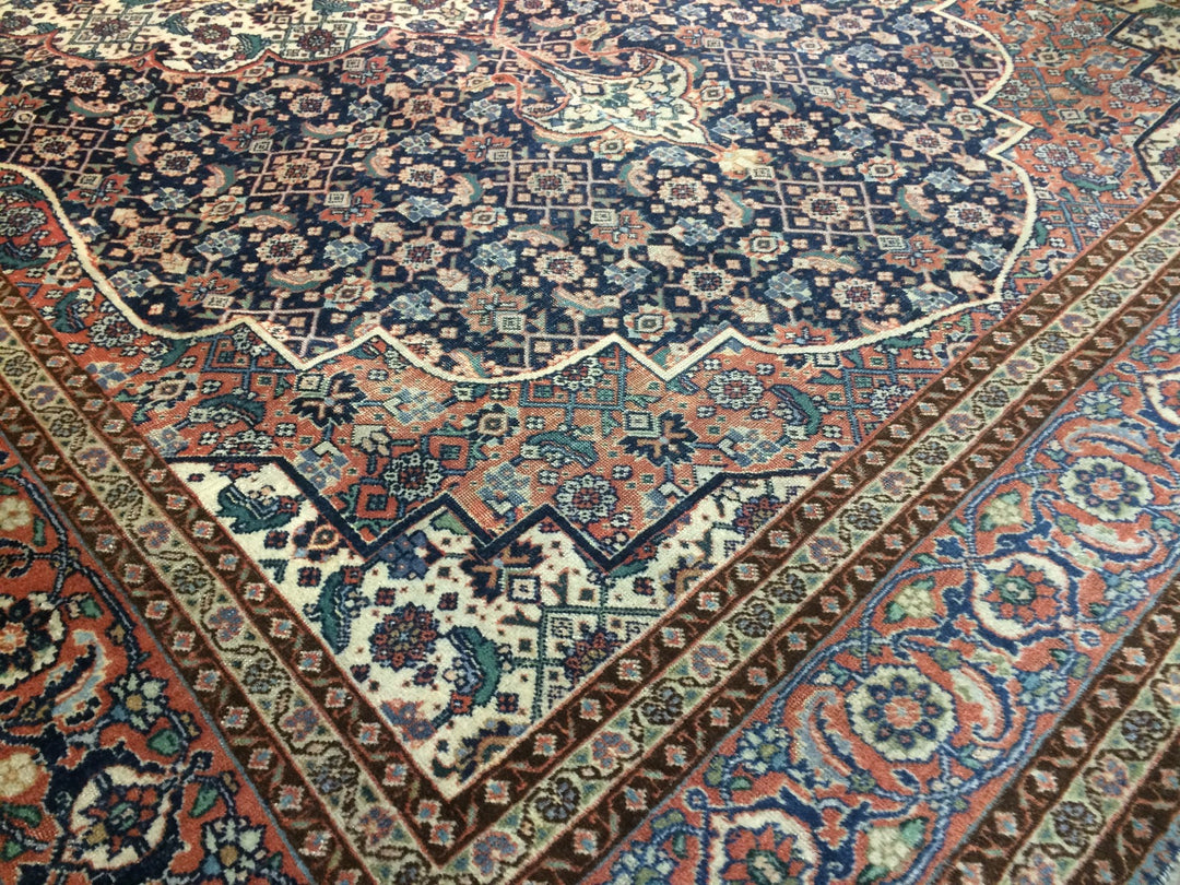 Tabriz Muted Vintage Rug 7.6 x 11 ft living or dining room area
