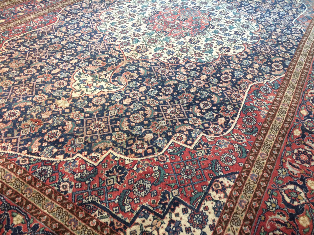 Tabriz Muted Vintage Rug 7.6 x 11 ft living or dining room area
